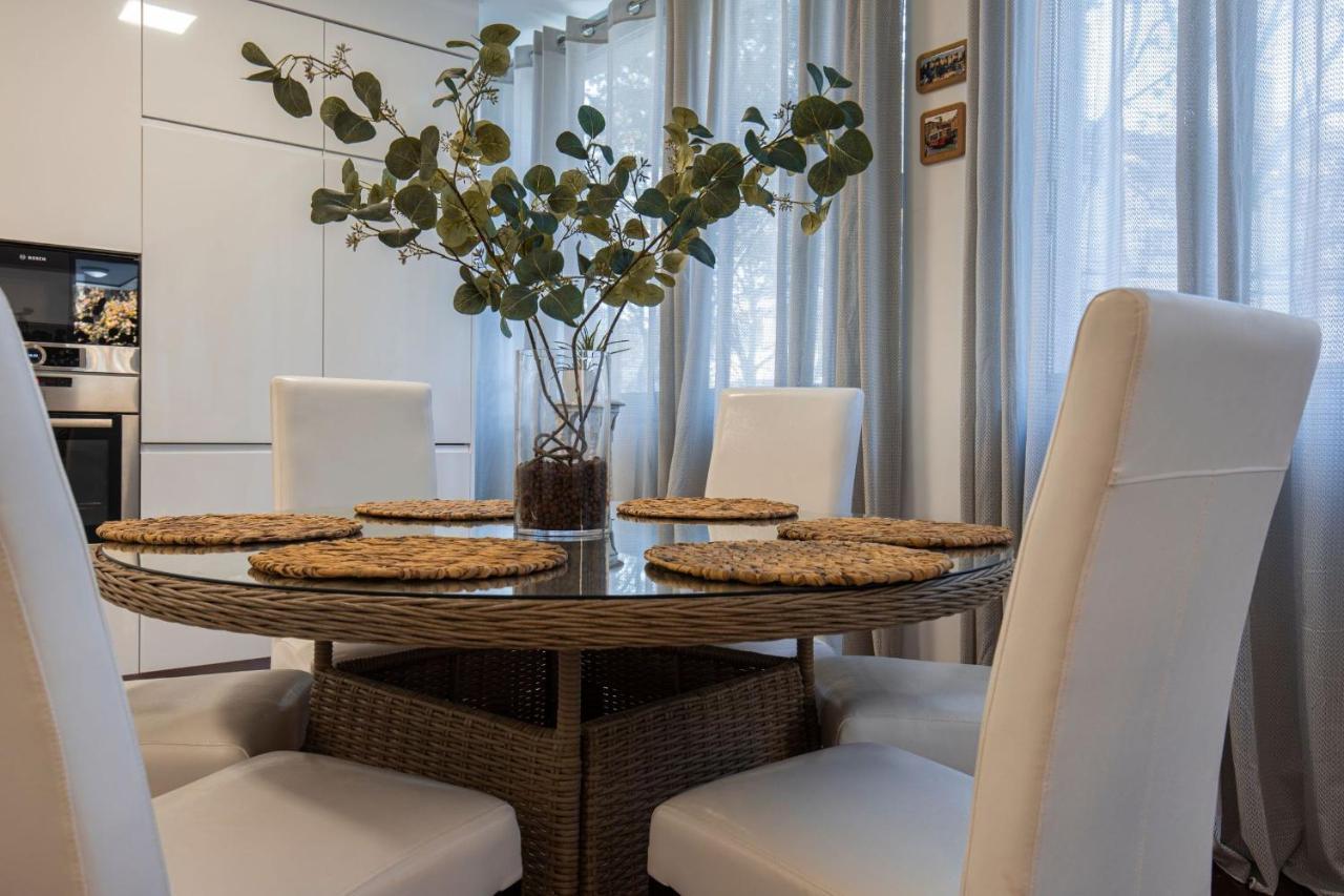 Touch Of Class 2Bdr Apartment By Lovelystay Cascais Exterior photo